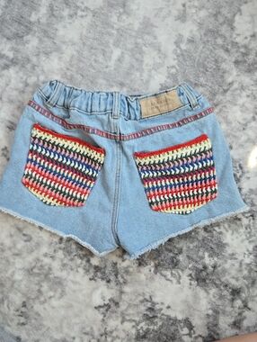 Zara Light Blue Denim Shorts with Multicolor Crochet Pockets
